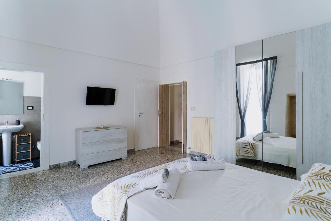 Palestro49 Holiday House Монополи Екстериор снимка